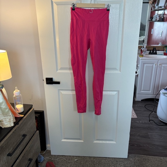 Pink Fabletics Leggings - Picture 2 of 5